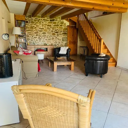 Maison De Village Entre Et Montagnes Holiday home Loisin